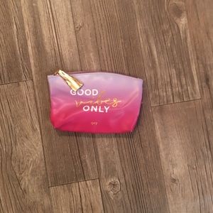 Clutch good vibes only